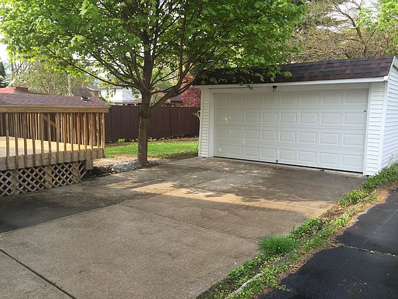 3rd image of 338 Shenley Dr