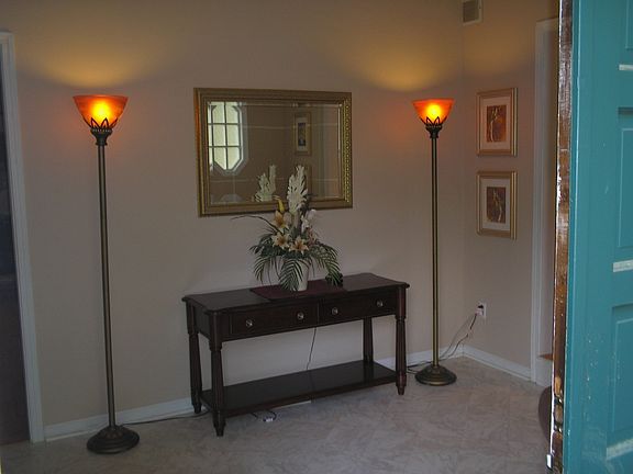 Spacious entry foyer