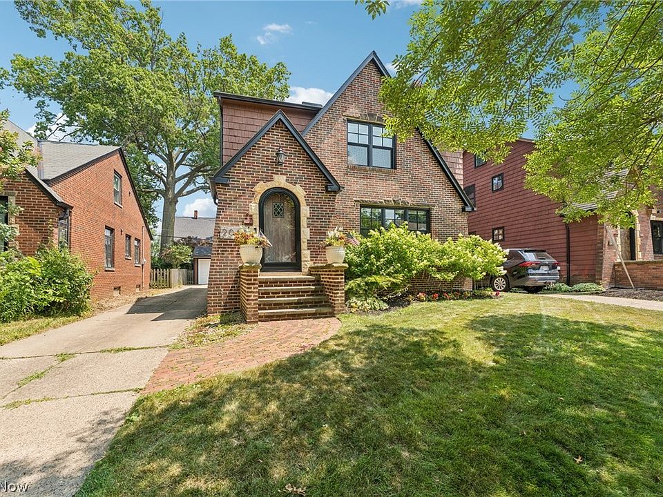 1st image of 2041 Reveley Ave