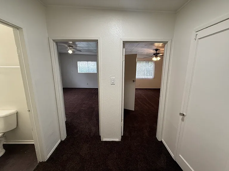 2736 Date St #B — Photo 3