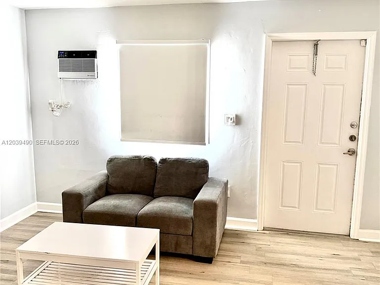 227 SW 26th Rd — Photo 9