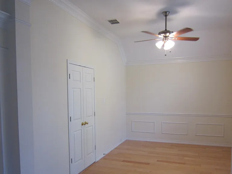 7016 Randall Way — Photo 10