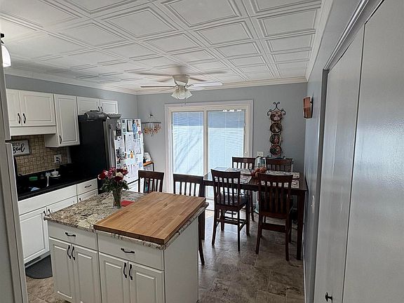 2nd image of 128 Volare Ln