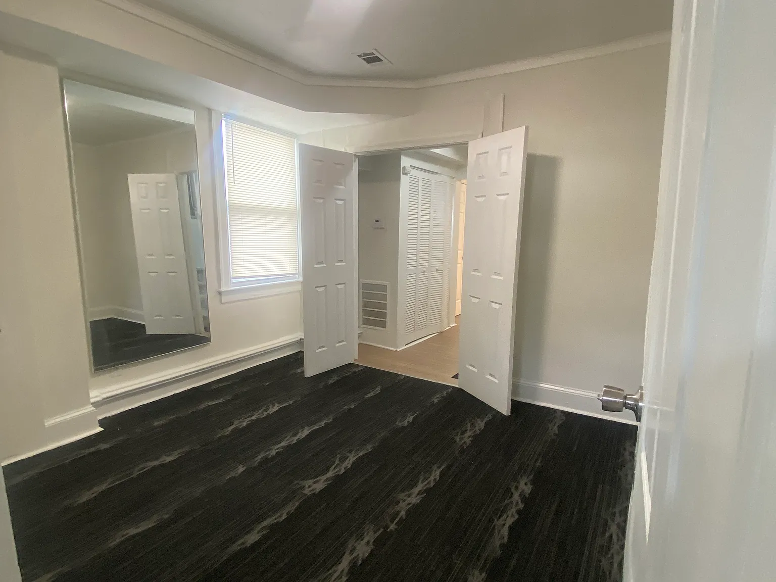 2 bed, $2,500 — Photo 4