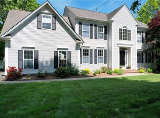 23 Jacalyn Rd, North Kingstown, RI 02852