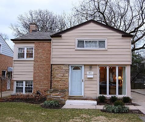 2nd image of 631 Long Rd