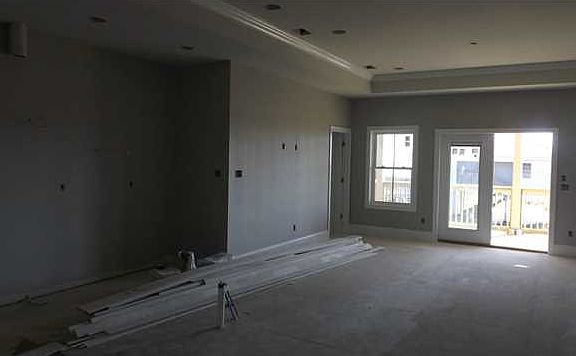 4th image of 740 E Gulf Beach Dr