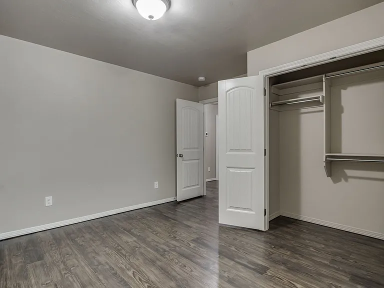 2149 Buena Vida Ln — Photo 28