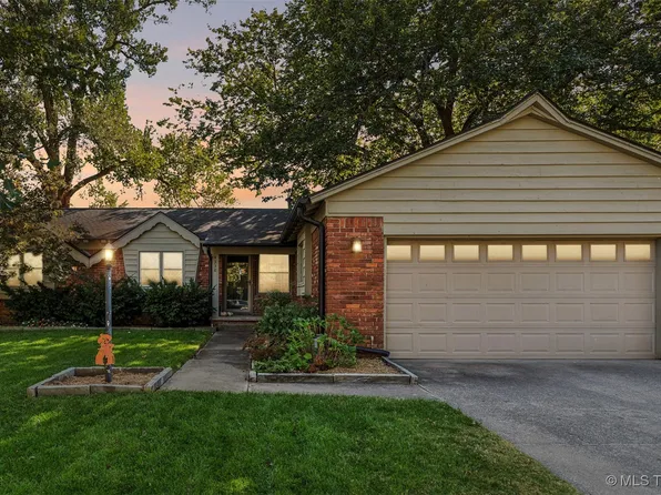 4338 E 56th Pl, Tulsa, OK 74135