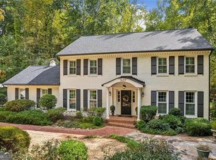 1637 Red Fox Run SW, Lilburn, GA 30047