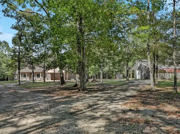 10155 Pineridge Dr, Conroe, TX 77303