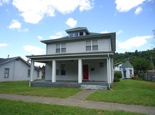 545 Riverside Dr, Prestonsburg, KY 41653