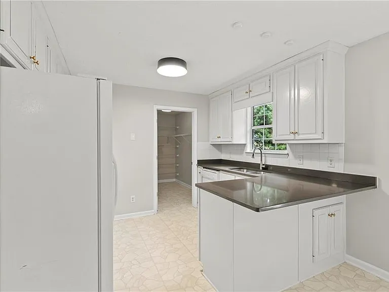 6360 Mountain View Trl — Photo 8