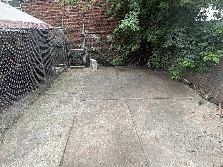4148 Parrish St #1 — Photo 9