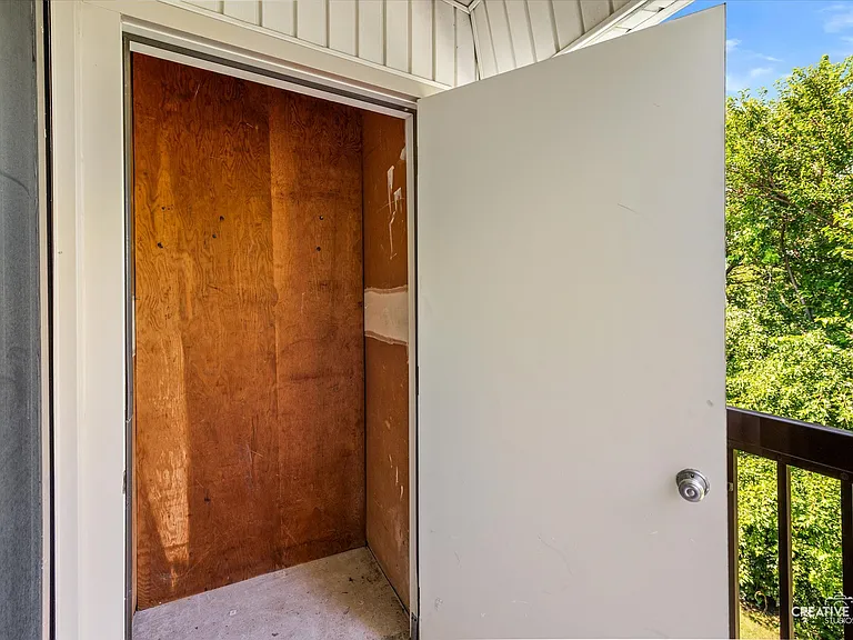 2220 Country Club Dr #22 — Photo 13