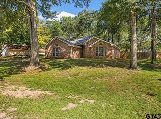 15560 Brittain Ct, Lindale, TX 75771