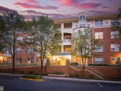 1855 Stratford Park Pl APT 303, Reston, VA, 20190