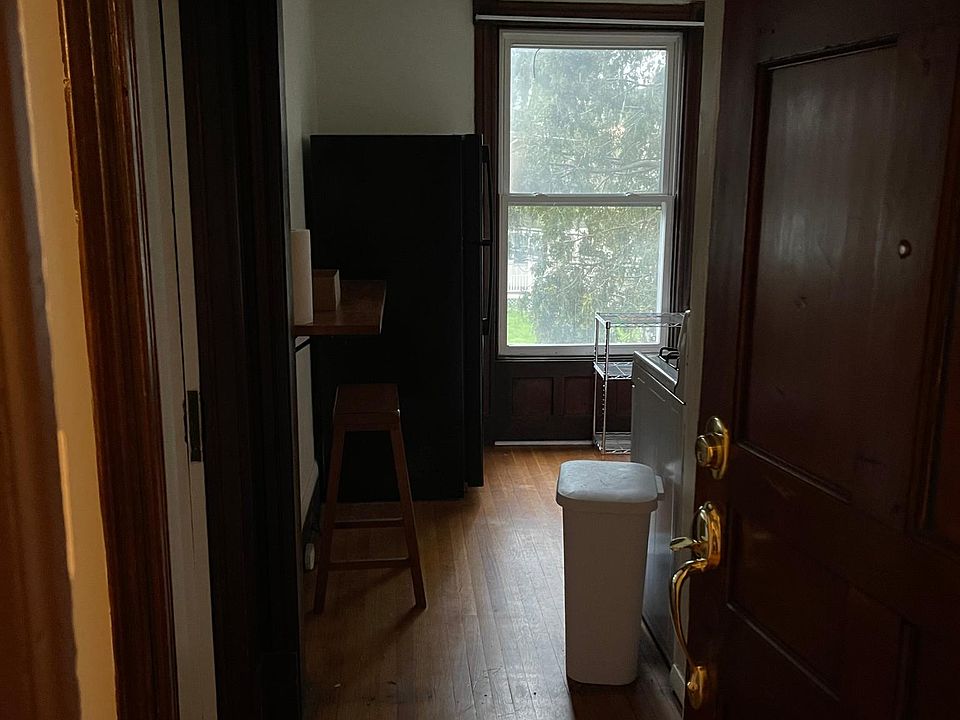 1st image of 113 S Lake Ave #2F