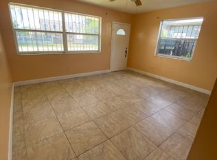 43 NE 183rd Ter, Miami, FL 33179