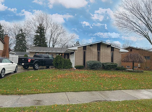 1st image of 19277 Coventry Dr
