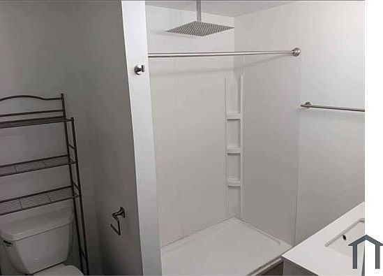 3rd image of 1408 Madison Ave SE #2