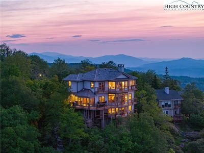 311 N Pinnacle Ridge Road, Banner Elk, NC, 28604