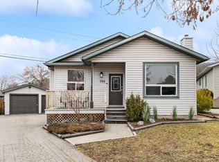 198 Ritchie Ct, Kelowna, BC V1V 2A8