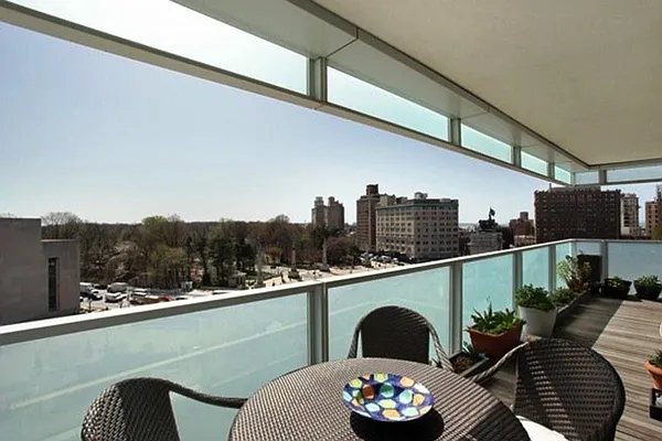 Sold by Corcoran | media 23