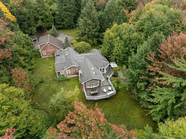 220 Forest Lane, Stowe, VT 05672