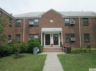 1625 Utopia Pkwy, Whitestone, NY 11357