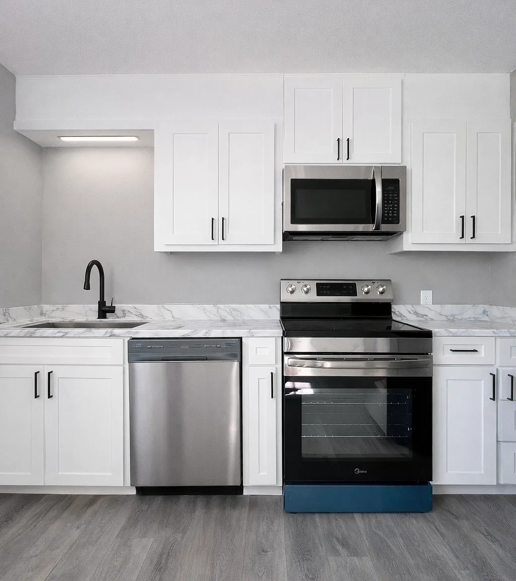 Fisher St Apartments — Photo 1