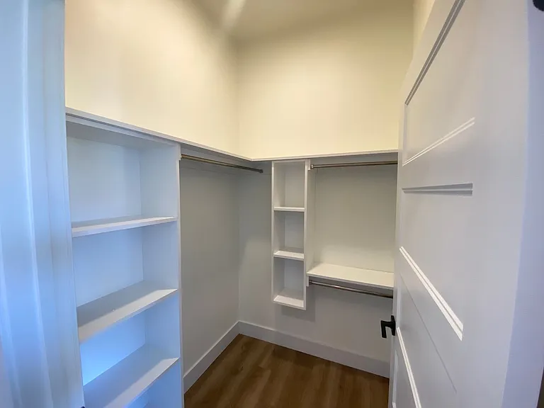 One Park Apartments — Photo 126