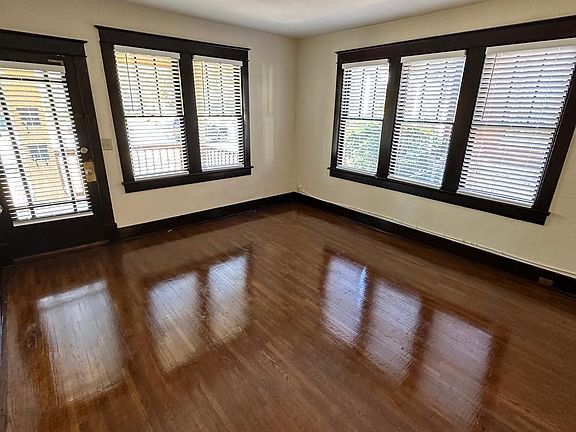 3rd image of 2306 Belmont Blvd APT 3