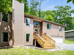 303 Turkey Dr, Mcgaheysville, VA