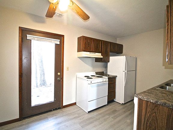 4th image of 2717 11th Avenue B APT 1