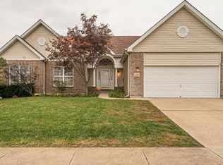 17383 Hilltop Ridge Dr, Eureka, MO