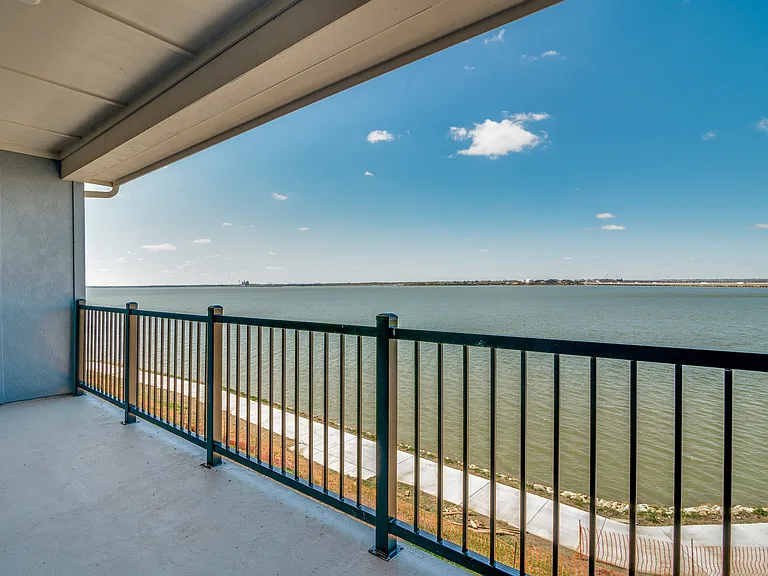 722 Resort Dr — Photo 24