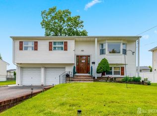 115 Vernon Way, Port Reading, NJ 07064