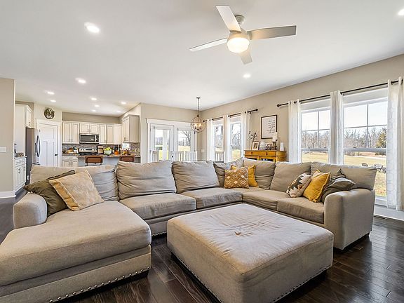 5th image of 175 Crooked Creek Dr