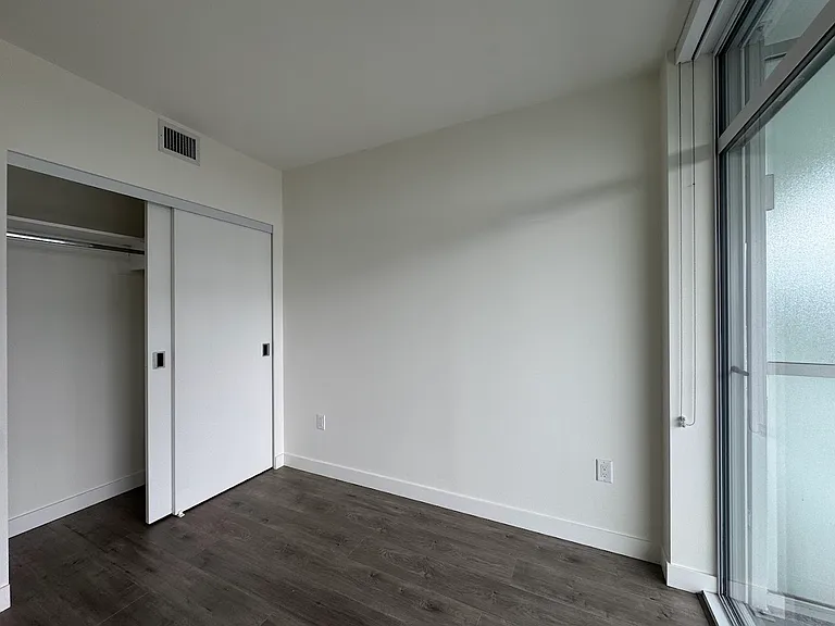 200 Klahanie Ct #704 — Photo 23