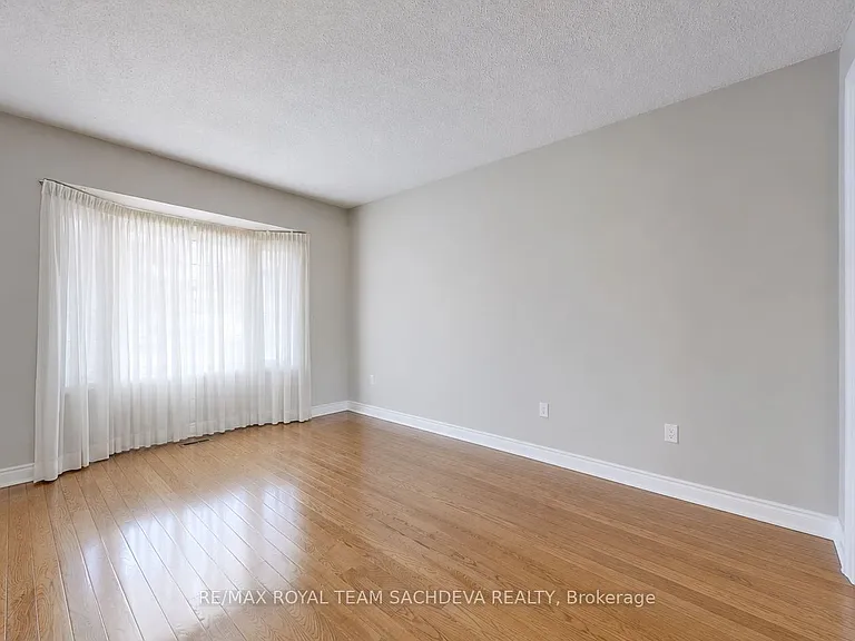 1614 Melman St — Photo 8