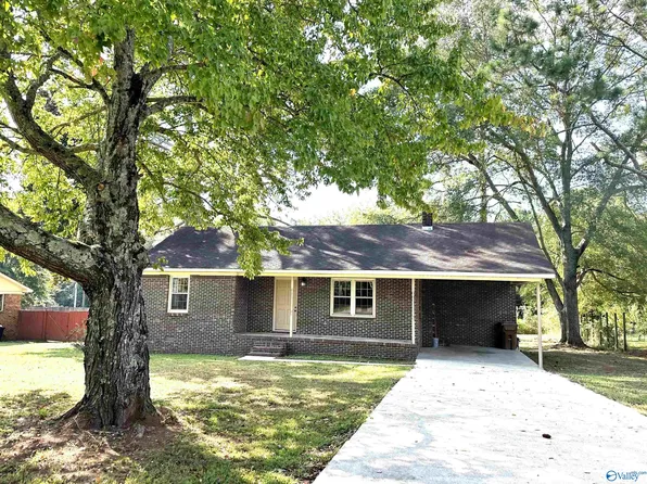 113 Pickens Ave, Moulton, AL 35650