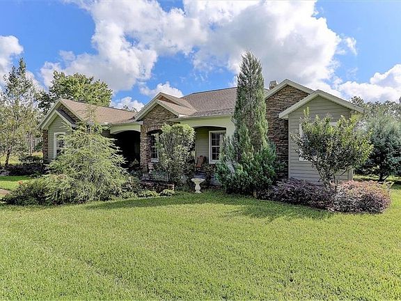2nd image of 17632 Country Squire Ln