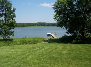 28285 Lakeside Ln, Lindstrom, MN 55045