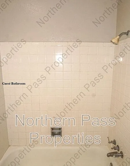 244 Mardi Gras Dr — Photo 15