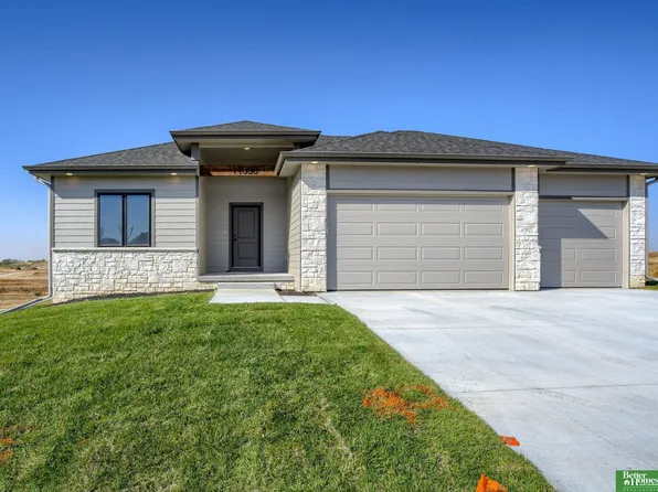 11058 S 217th St, Gretna, NE 68028
