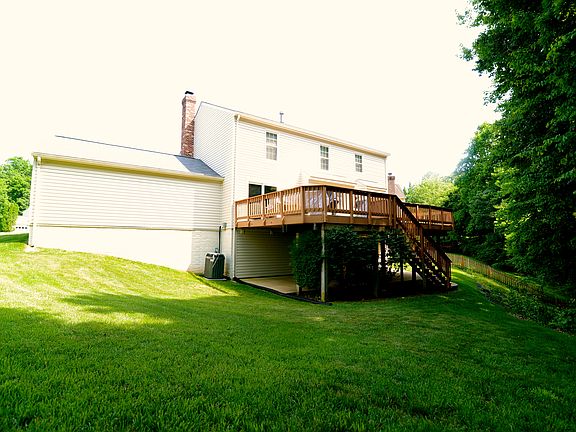 5th image of 14586 Estate Dr