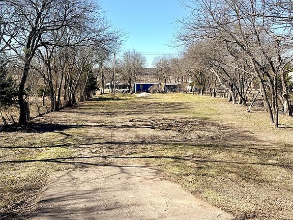 5th image of 504 S Business Highway 78