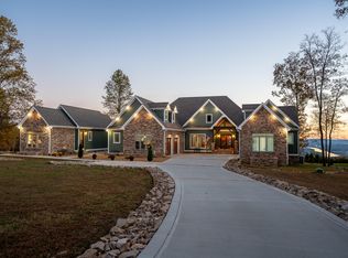 750 River Bluffs Dr, Jasper, TN 37347