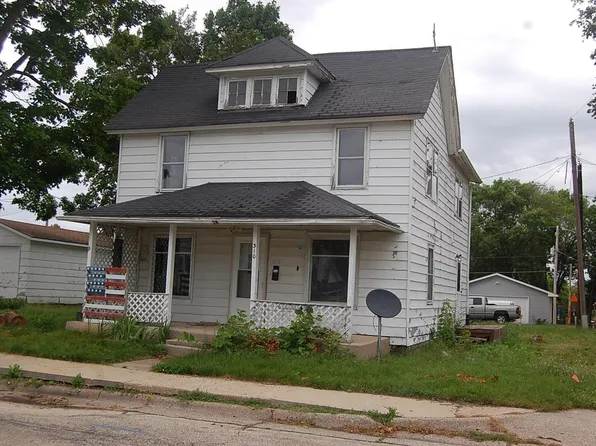 310 W James St, Maquoketa, IA 52060